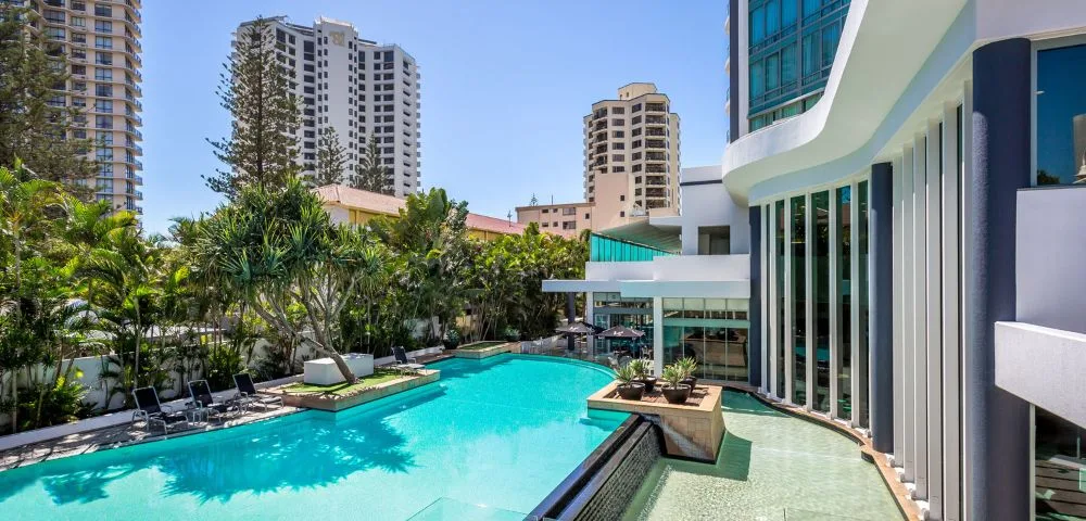 Mantra Legends Hotel Gold Coast Australia – modern hotel accommodation featured in Australia, Ayers Rock, Tasmania 16-Day Panorama Tour