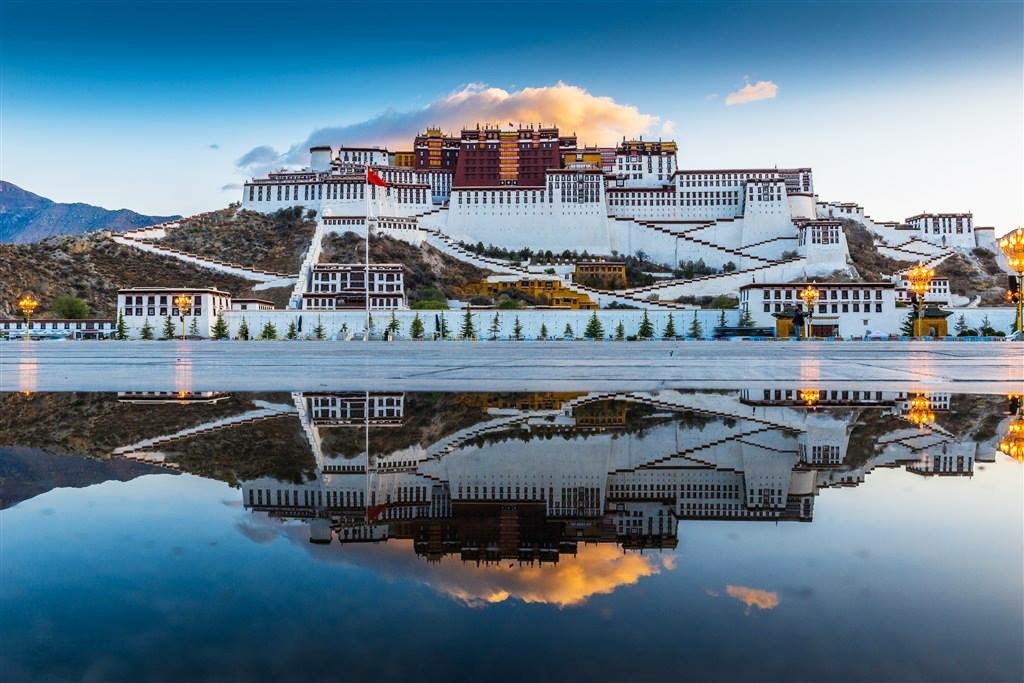 Potala Palace in Lhasa, Tibet on China Golden Xinjiang Journey 18-Day Tour