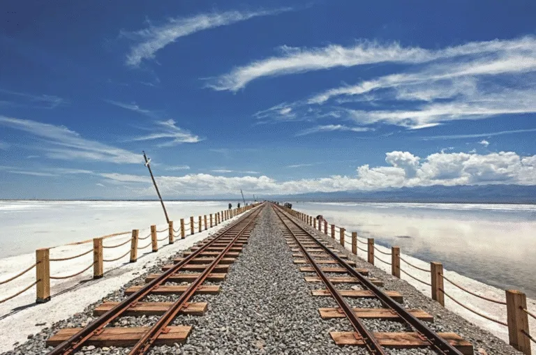 Scenic reflective waters of Chaka Salt Lake, Qinghai, China